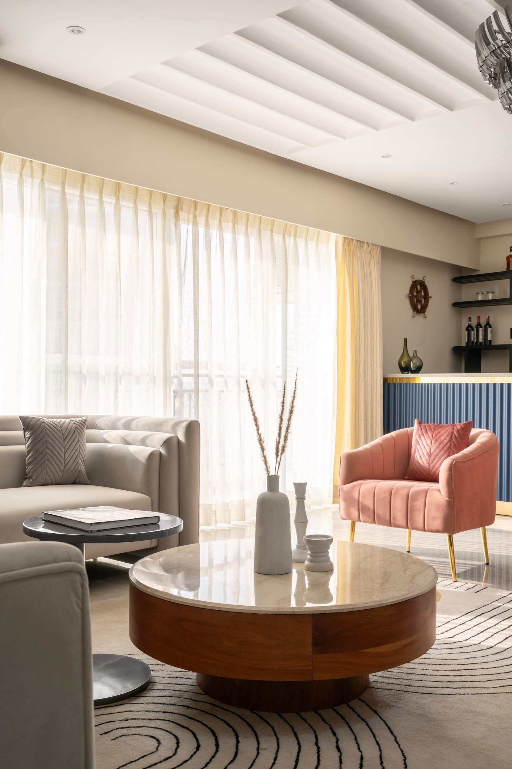 Hollywood Town Living Room